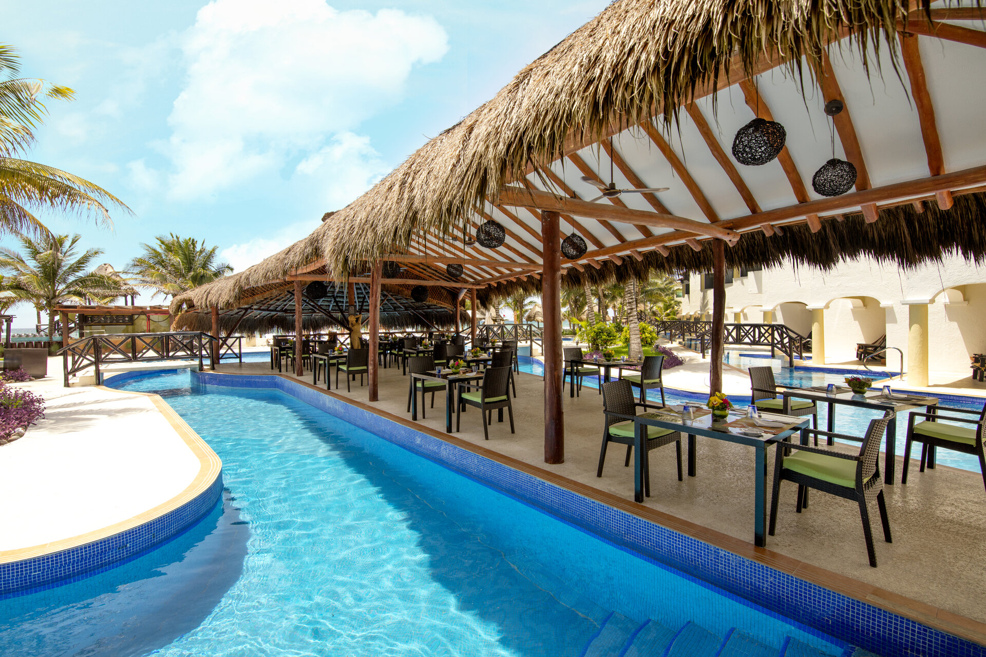 Hidden Beach La Vista Restaurant
